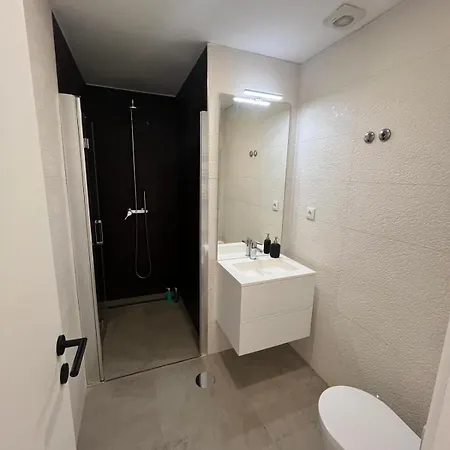 Cozy Retreat - Modern T1 Appartamento *